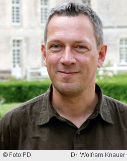 Dr. Wolfram Knauer